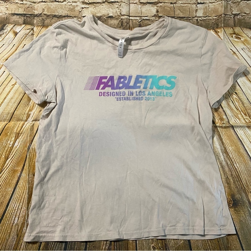 Fabletics White Purple‎ Graphic R&R Short Sleeve T Shirt